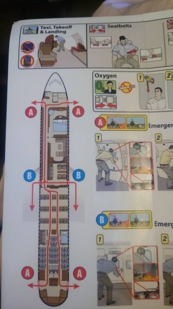 P4-CLA型商務專機，具備會議室與臥室，提供便捷舒適航空體驗。蘇聖怡攝