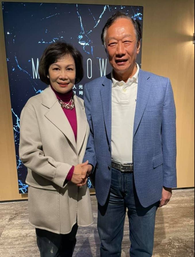 郭台銘副手一度傳出是外資圈四大天后之一的陳嫦芬,但陳嫦芬否認。翻攝自王尚智臉書