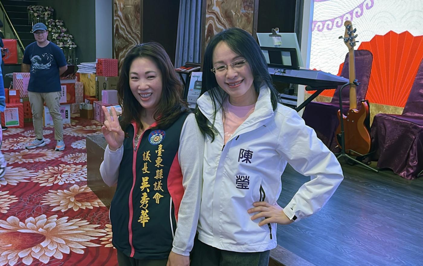 2026台東縣長選戰預計將由卑南族媳婦、縣議長吳秀華（左）與卑南族女兒、立委陳瑩進行雙姝對決。資料照片