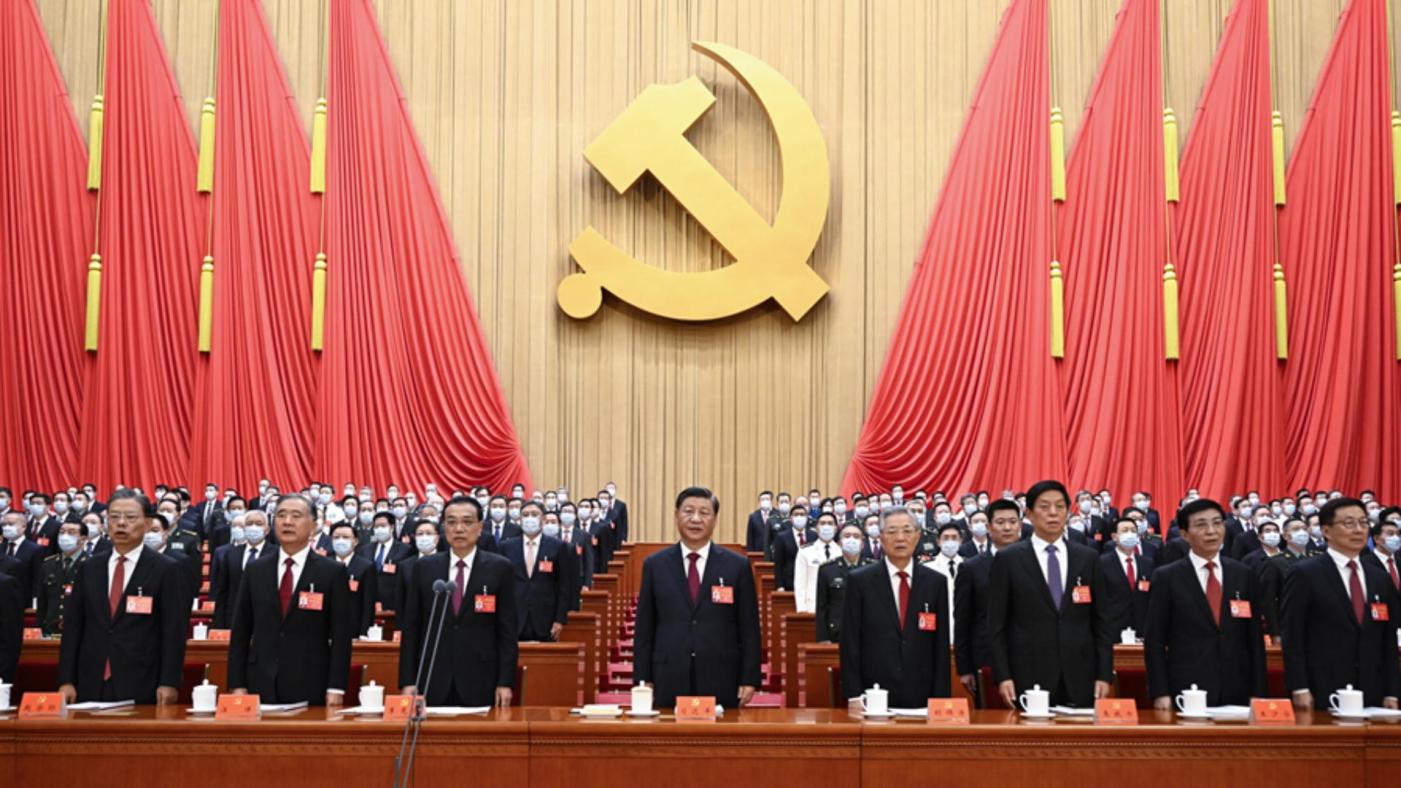 中共二十大閉幕，總書記習近平（前排中）勢力將進一步擴大。 翻攝央視直播畫面