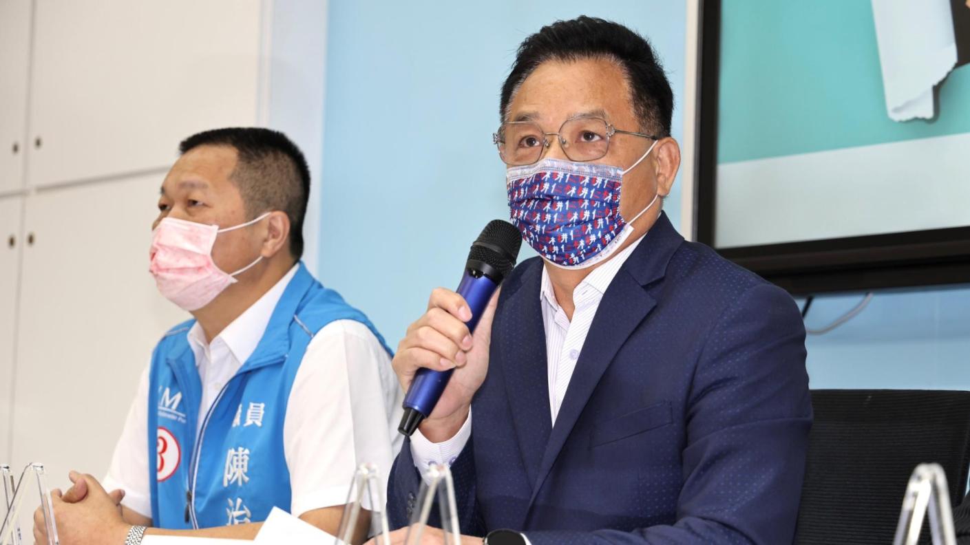 林耕仁９日強調，選舉回歸巿政討論是團隊共識。林啟弘攝