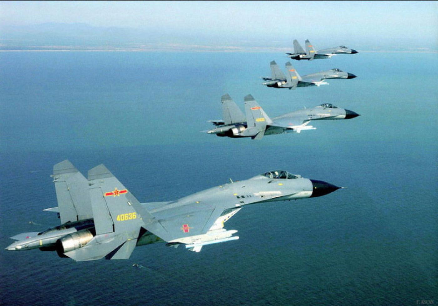 中共解放軍昨派遣57架次軍機擾台。圖為殲-11戰機