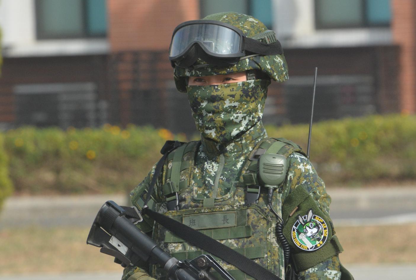 陸軍564旅官兵佩帶「戰鬥兔」臂章，強調在癸卯兔年繼續守護我們國家。王烱華攝