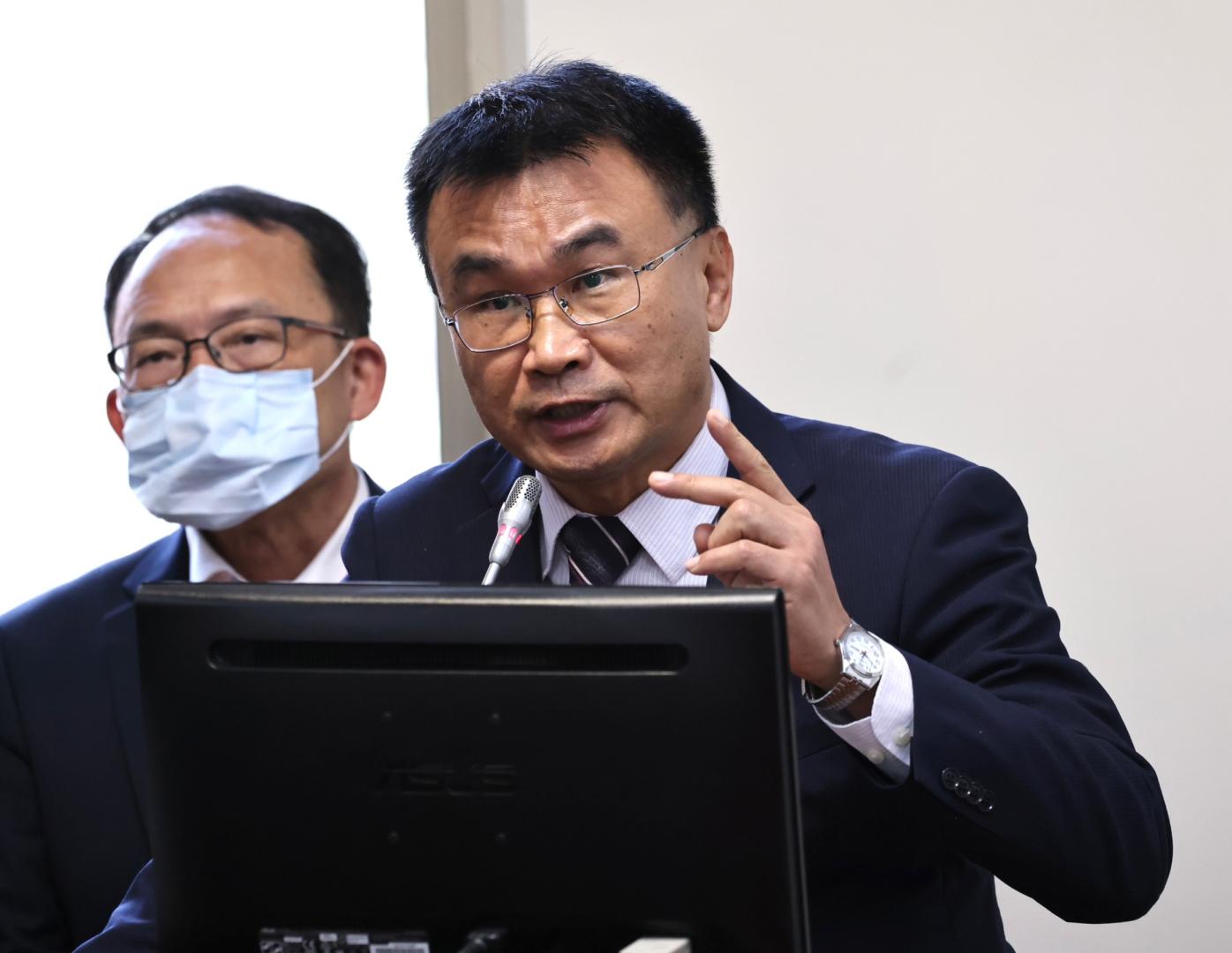 國內缺蛋問題未解，農委會主委陳吉仲1日在立院備詢時表示產量恢復還要約兩、三個月。林啟弘攝