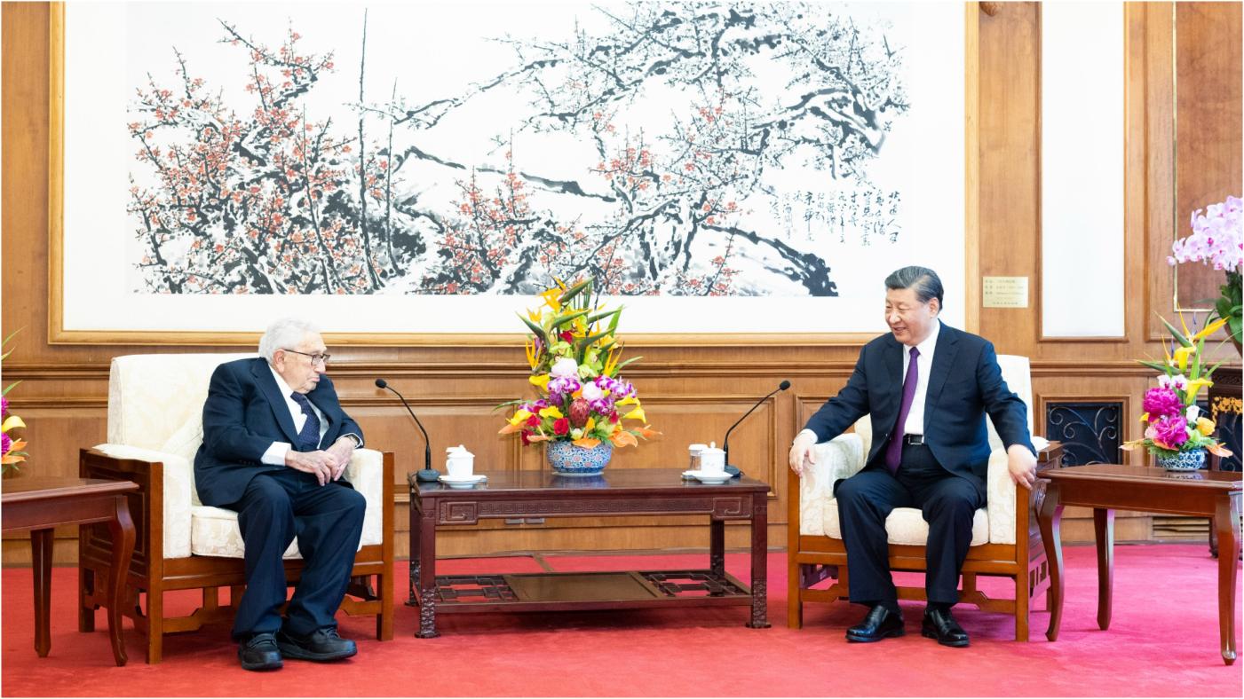 中國國家主席習近平19日在北京釣魚台國賓館5號樓接見美國前資深外交官季辛吉。翻攝@SpokespersonCHN推特