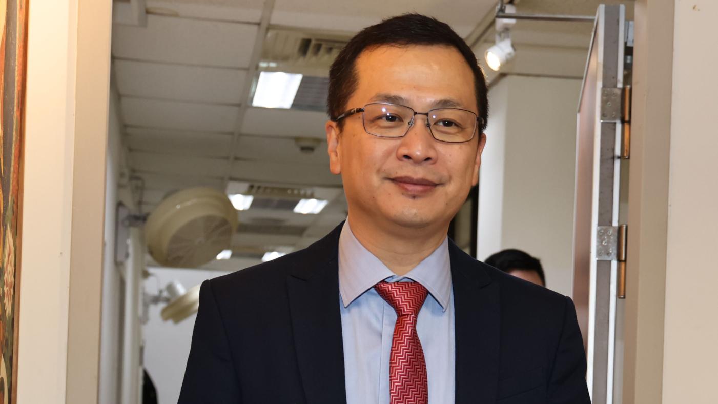 羅智強26日在臉書澄清，陳長文投書媒體的《侯應發起政黨輪替大聯盟》文章，並非他所撰寫。資料照片／林啟弘