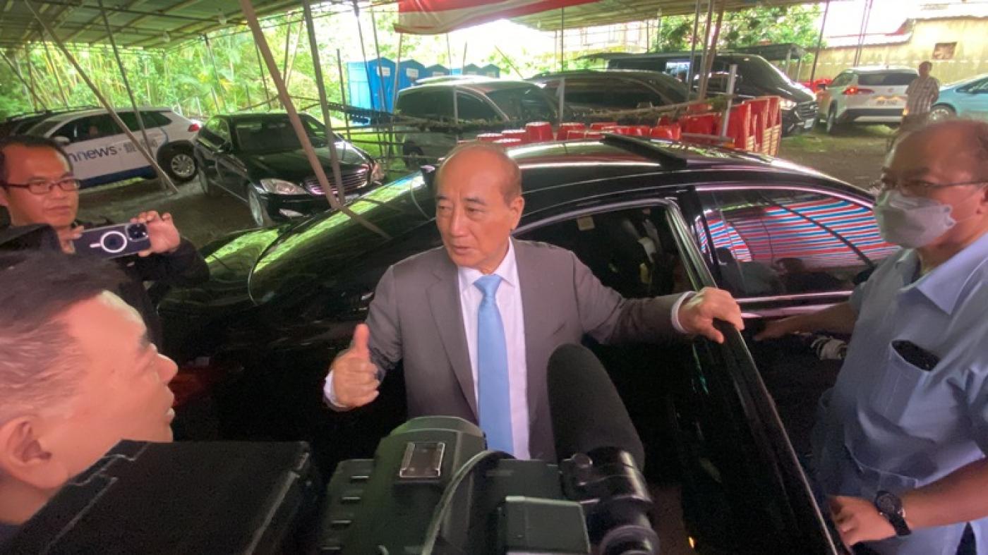 立法院前院長王金平說國民黨總統參選人侯友宜的競選執行長金溥聰可以先溫和勸告小雞，圖為王金平26日到新北市土城參加順聖宮活動。中央社
