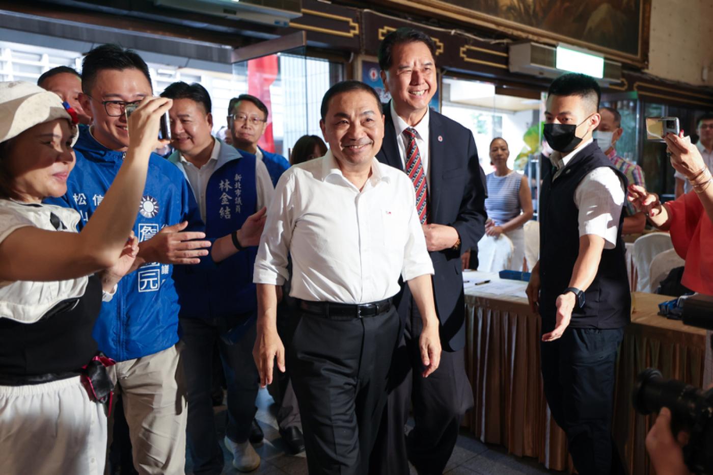國民黨總統參選人侯友宜今和藍營桃園立委便當會談，圖為他7日出席「中 華民國工商建研會侯友宜後援會成立大會」。中央社