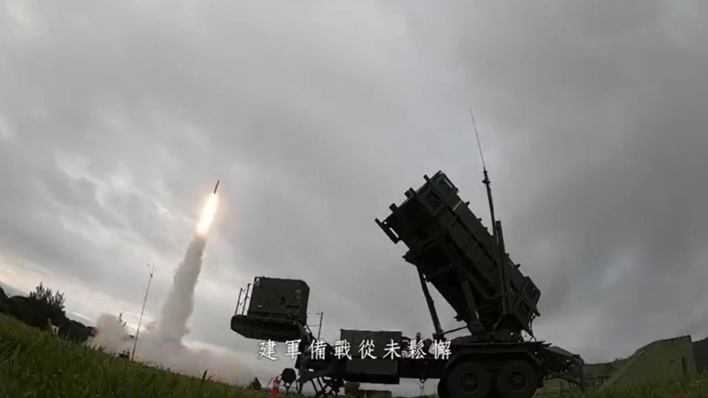 814空軍節，空軍自許成為人民的護國神山：圖為愛國者飛彈發射