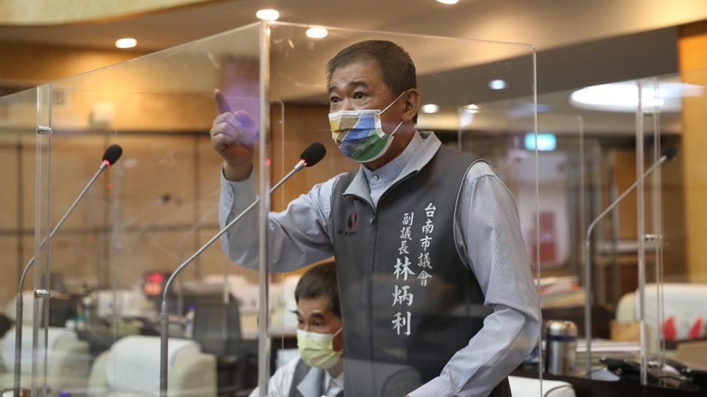 台南市已故前副議長林炳利被控偕同妻女詐領助理費。資料照片