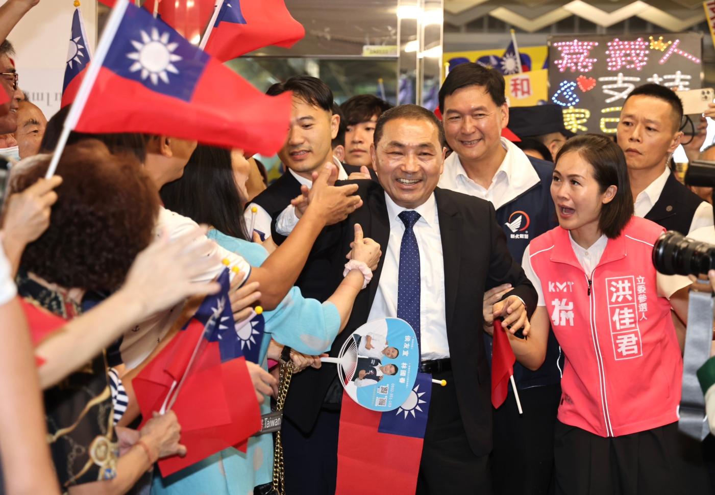 國民黨總統參選人侯友宜啟程訪美。林啟弘攝