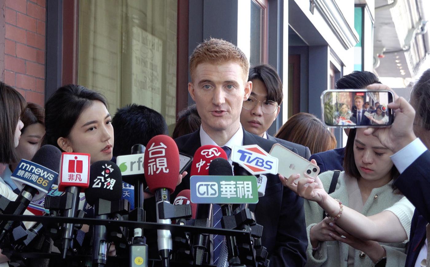 國民黨總統參選人侯友宜19日到美國智庫傳統基金會座談，傳統基金會亞洲研究中心研究員孔明尚說雙方有實質的對話。中央社