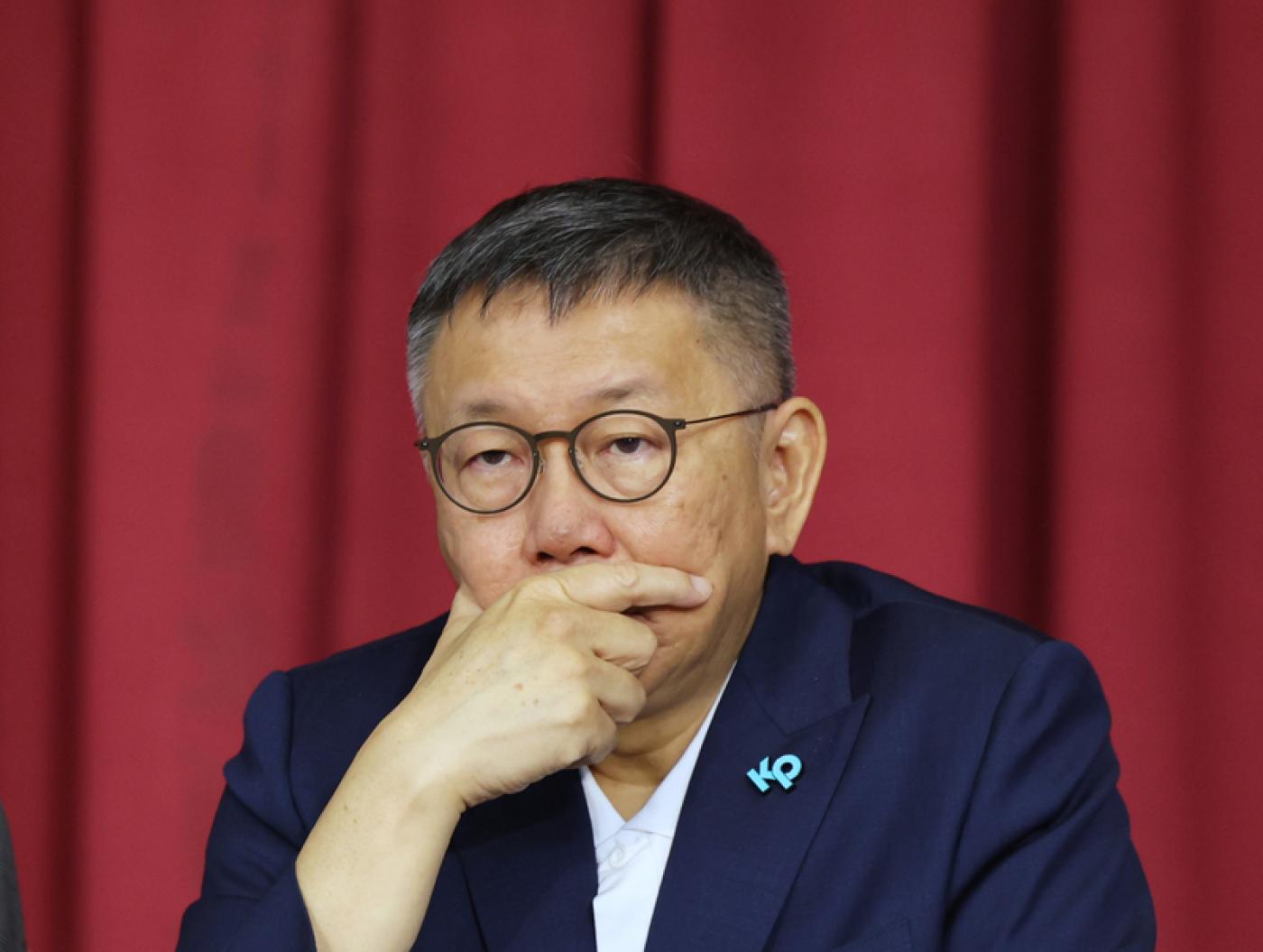 柯文哲28日稱，高虹安爭議「10件有8件是假的」。中央社