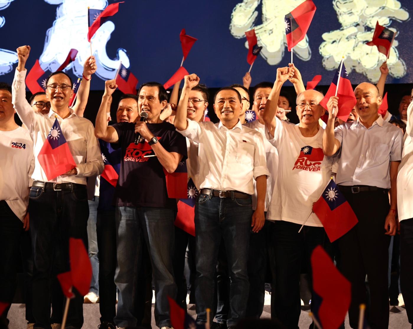 侯友宜14日在新北板橋舉辦競總成立大會，包括前總統馬英九等國民黨內大咖都到場助陣。林啟弘攝