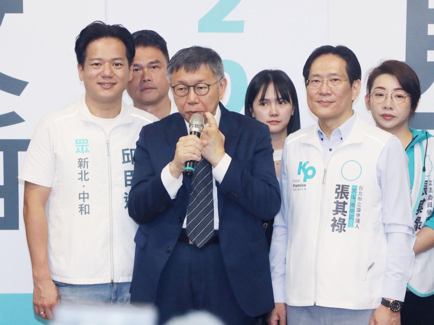 柯文哲今天出席民眾黨立委張其祿競選總部開幕茶會。中央社