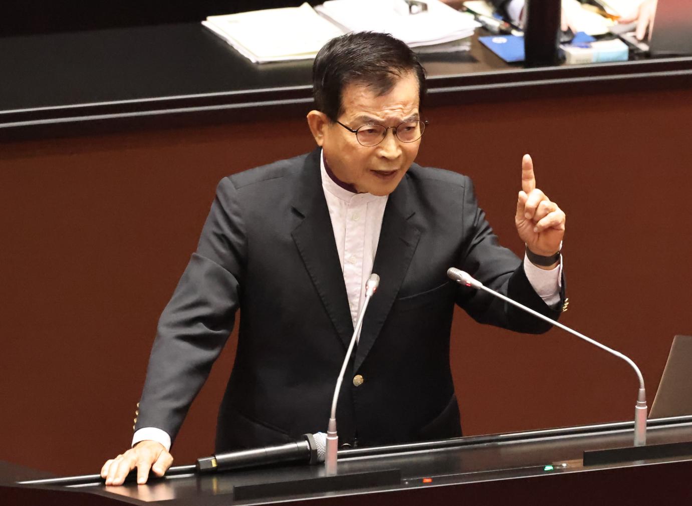 賴士葆認為，花東交通三法並沒有那麼急，建議應該召開產官學共同討論。資料照片／林啟弘攝