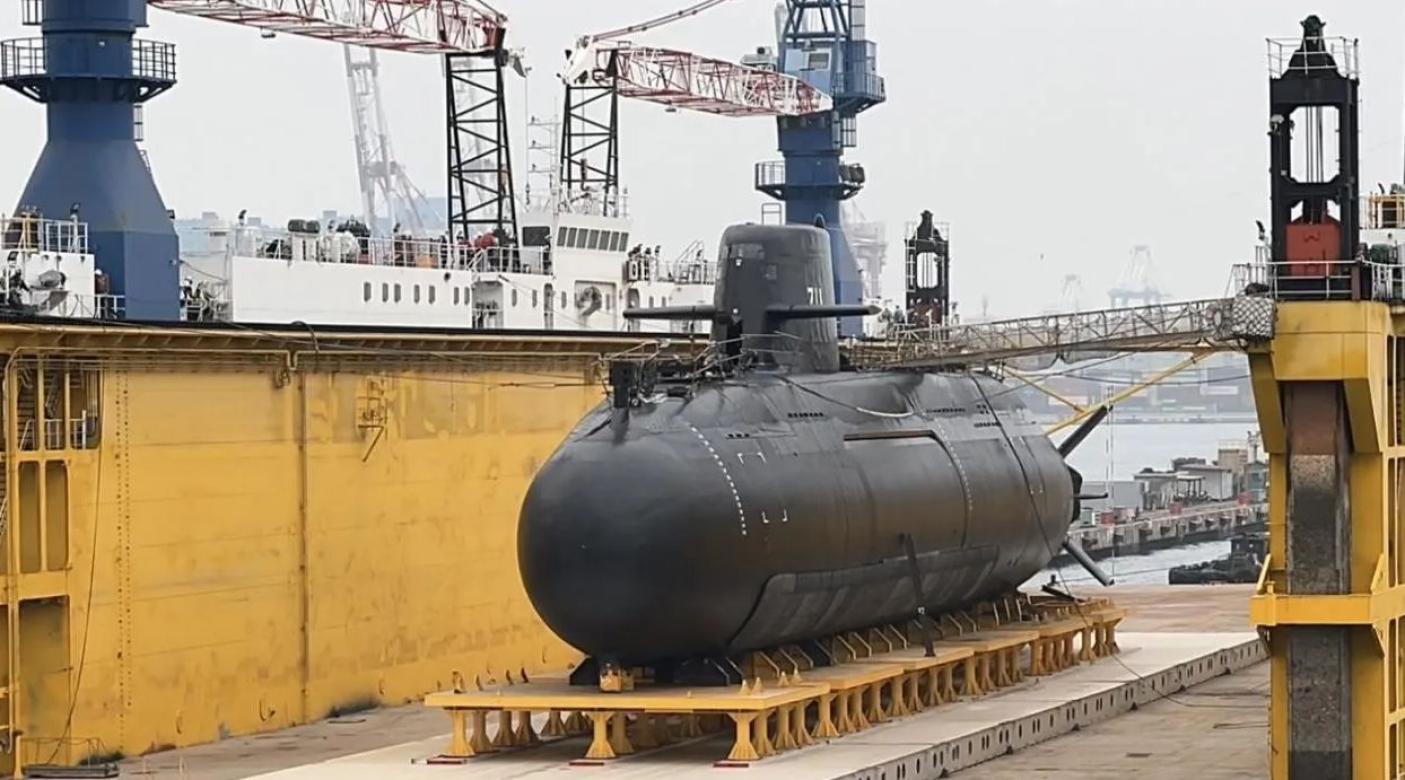 潛艦國造後續期程及專案管理堪慮，國民黨立委陳永康認為在風險考量下，不排除建議轉向川普政府爭取潛艦軍售。資料照片