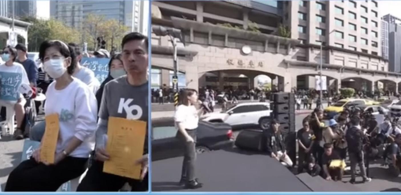 陳佩琪坐在第一排，用行動支持民眾黨的活動。翻拍民眾黨直播