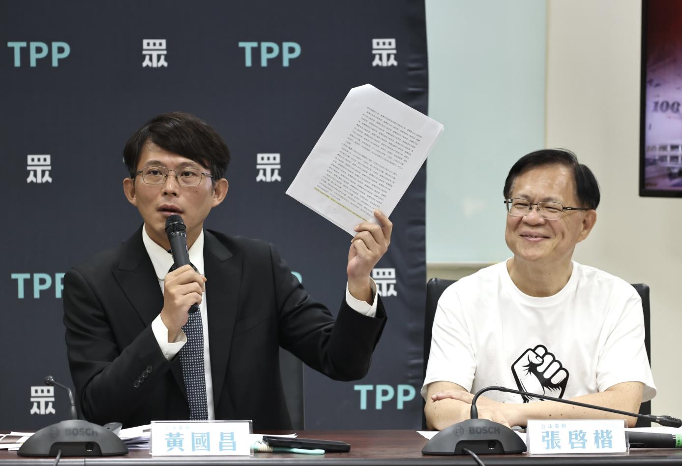 黃國昌24日表示，台灣是一個多元民主的社會，總是要透過一個民主機制做成重大公共政策的決定。資料照片／林啟弘攝