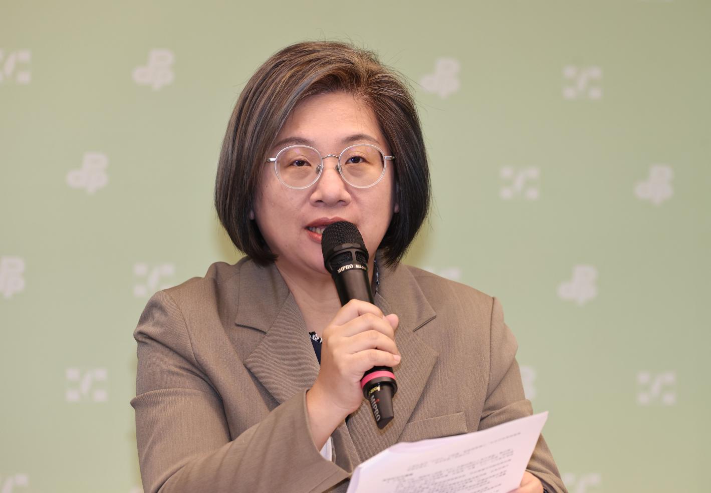 陳培瑜指出，藍白立委莫名提出立院要延會，只為了撐起司法保護傘，委員會沒有法案要排審，只能不斷安排考察。資料照片／林啟弘攝