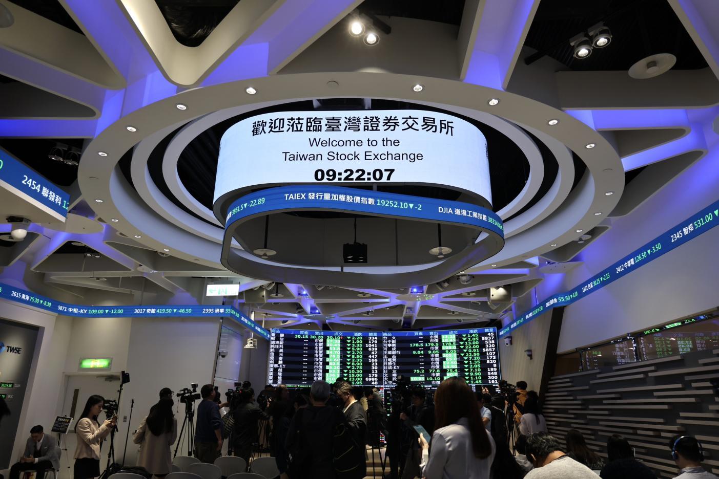 川普關稅的威力，台灣投資人記憶猶新，在還沒定案前，台股欲振乏力。資料畫面／林啟弘攝