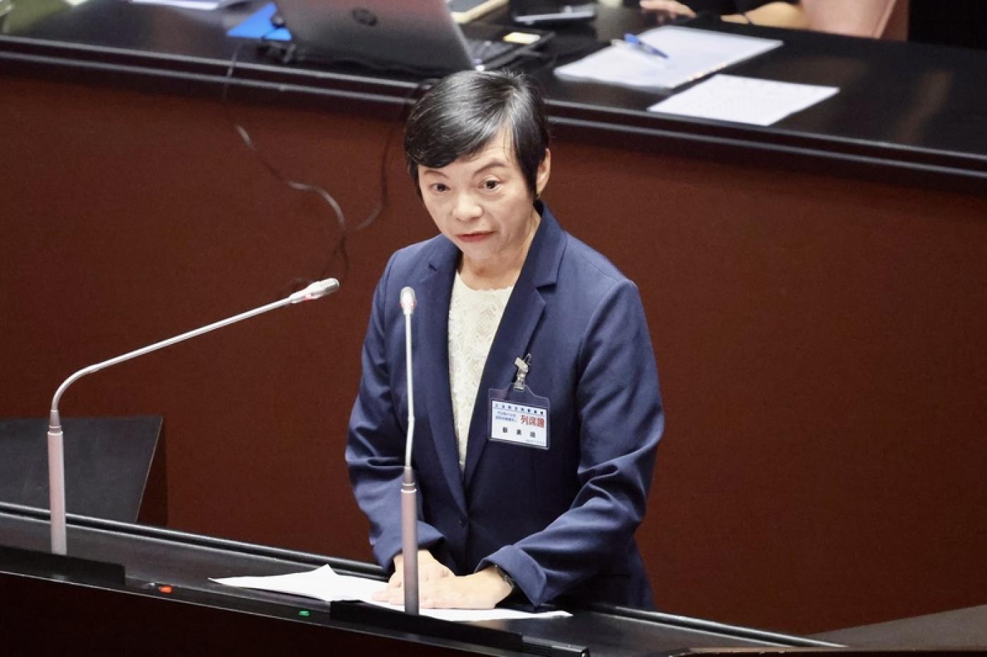 立法院針對司法院正副院長被提名人進行審查，副院長被提名人蘇素娥列席時說明自身實務經歷，並強調未來如獲立院同意通過，她將依據憲法，獨立審判。 中央社