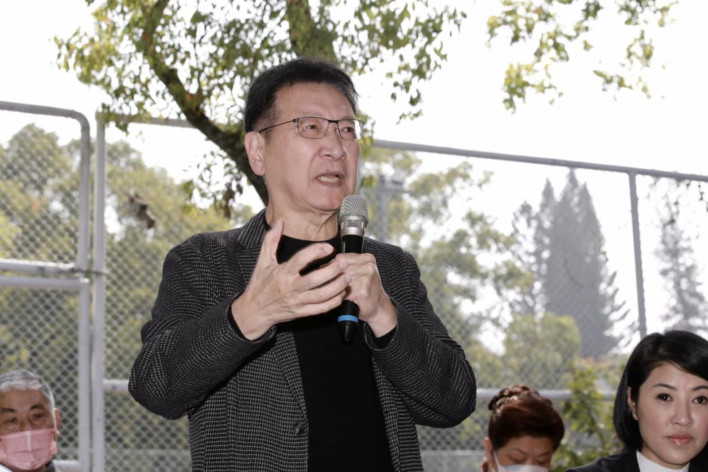 中廣董事長趙少康今天批評國民黨徵召的標準不清不楚，國民黨主席朱立倫還拖拖拉拉、裝神弄鬼。翻攝趙少康臉書
