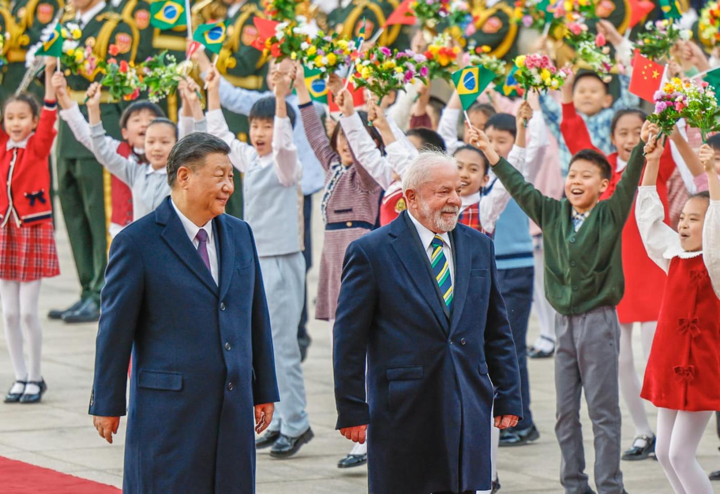 中國國主席習近平14日歡迎巴西總統魯拉到訪。翻攝Lula臉書