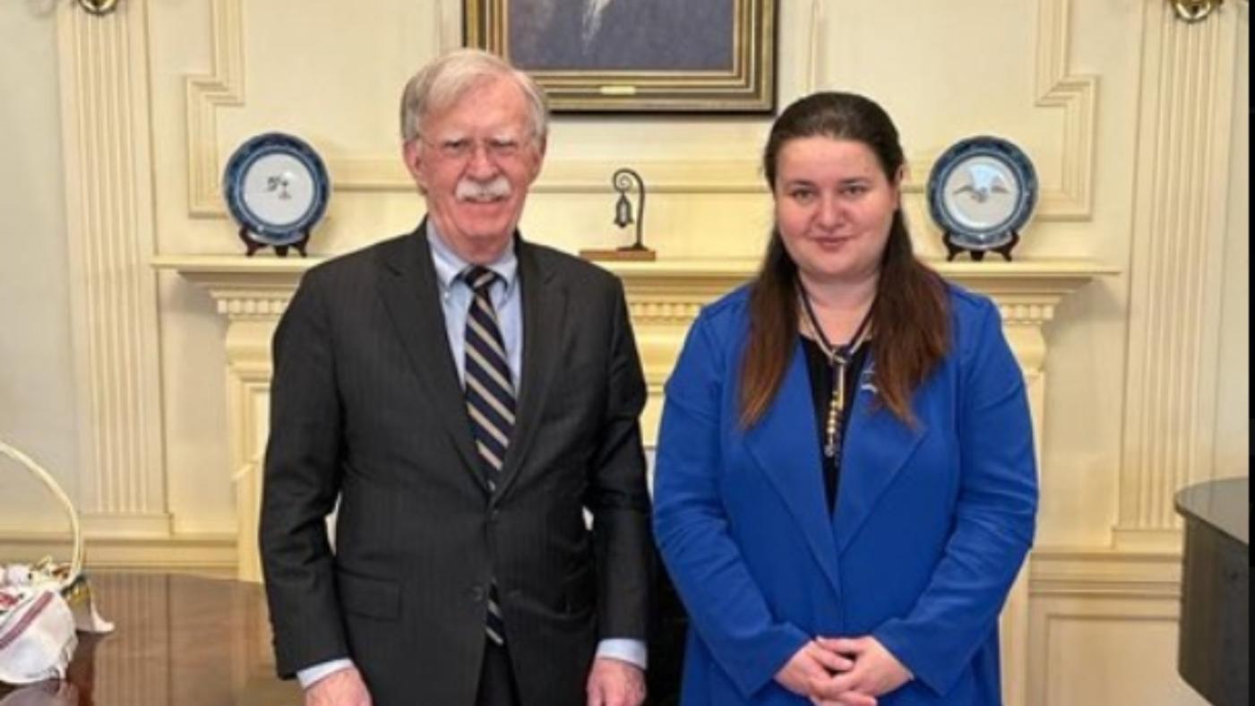 美國前國家安全顧問波頓（John Bolton）（左）４月底將訪台。翻攝@AmbJohnBolton 推特