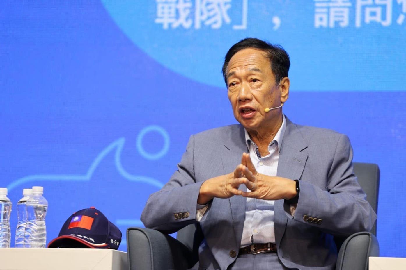 郭台銘批民進黨政府不敢正面迎擊缺電的能源危機，再次採用斷章取義的老招。翻攝郭台銘臉書