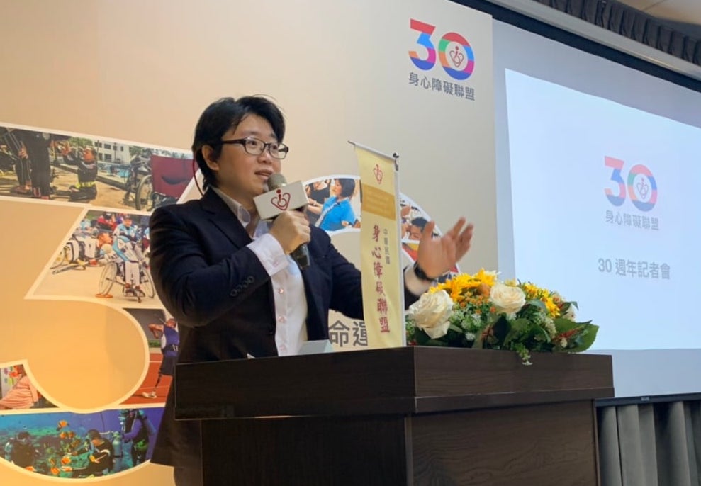 障盟洪心平秘書長盼院方正視照護需要及人力缺口，保障身障者照顧權益。翻攝中華民國身心障礙聯盟臉書